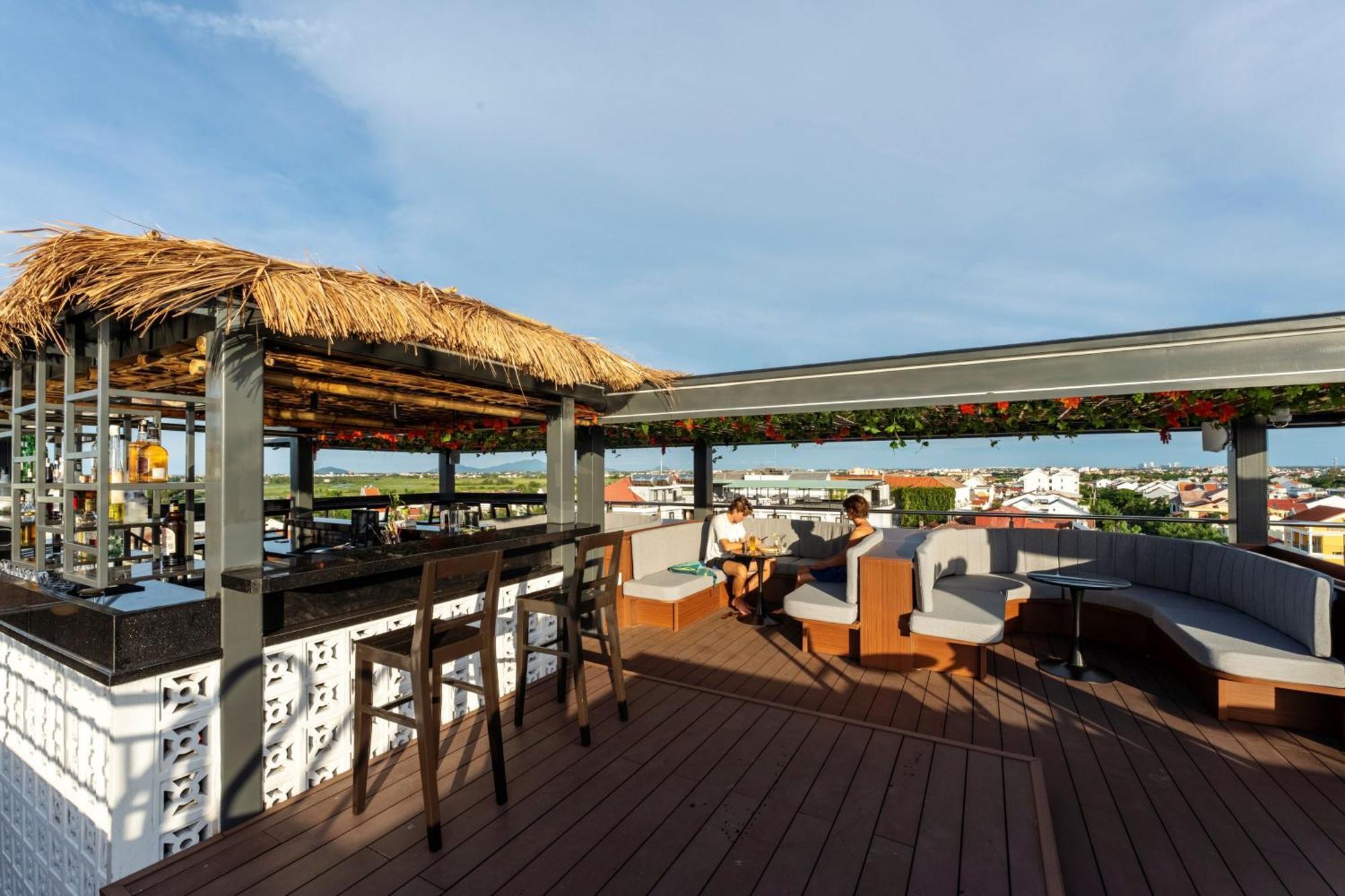Qualia De Hotel Hoi An - Rooftop Bar City View Eksteriør billede