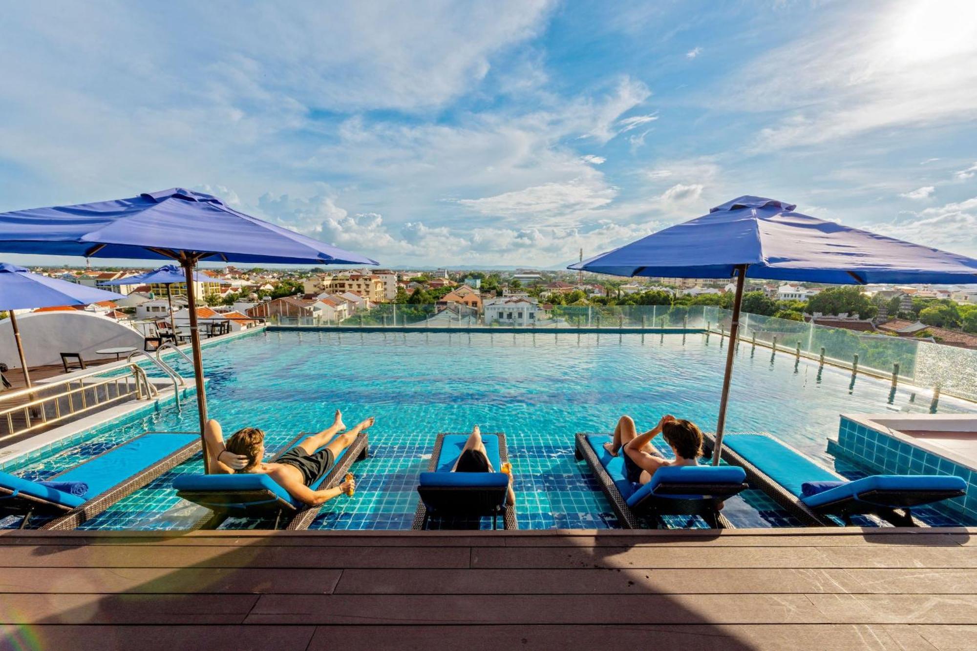 Qualia De Hotel Hoi An - Rooftop Bar City View Eksteriør billede